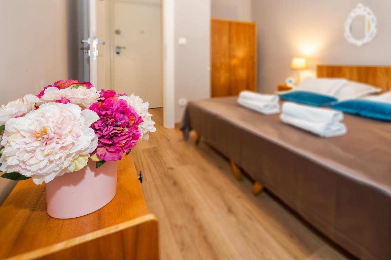 Apartment Queen Teuta In The Heart Of Split Historical Heritage 外观 照片
